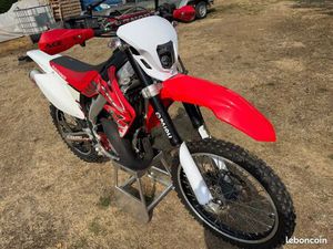 ECH 125 ENDURO HOMOLOGUÉ HONDA HM