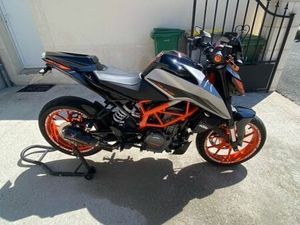 KTM DUKE 390