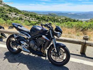 TRIUMPH STREET TRIPLE RS