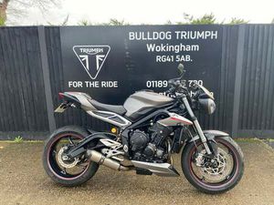 USED TRIUMPH STREET TRIPLE 765 RS FOR SALE IN WOKINGHAM