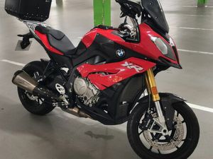 BMW S1000XR / S 1000 XR AKRAPOVIC