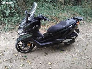 SCOOTER 125
