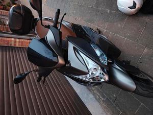 ② KYMCO AGILITY 16+ 125 CC