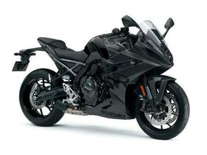 SUZUKI GSX-8R / GIXXER / WIE NEU