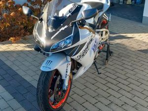 HONDA CBR 600 RR PC37
