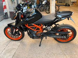 KTM DUKE 390 2022