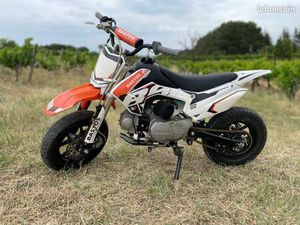 NEUVE - PIT BIKE 90 CC SUPERMOTARD - BASTOS BS 90 MINI - 10 POUCES