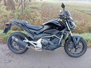 ② HONDA NC 700 DCT AUTOMAAT