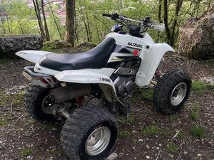 QUAD SUZUKI 250 LTZ