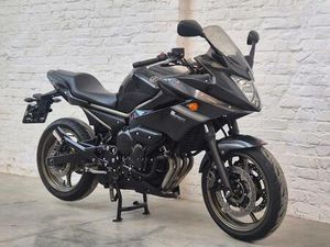 ② YAMAHA XJ6 DIVERSION F @MOTOMOBILIA