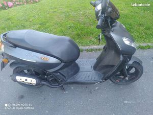 SCOOTER PEUGEOT KISBEE 50 2T