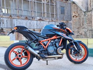 KTM 1290 SUPERDUKE R EVO