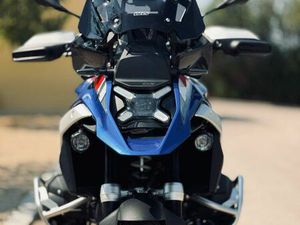 ÉCHANGE / REPRISE BMW 1300 GS