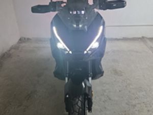 HONDA XADV 750 BLACK EDITION