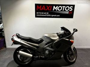 VEND KAWASAKI ZZR 600