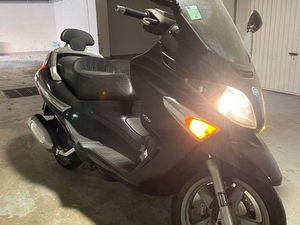 SCOOTER PIAGGO X-EVO 125 CC