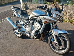 YAMAHA 1000 FZR.2004