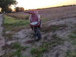 ② PEUGEOT VIVACITY