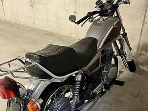HONDA CM 125 CANTON GRISONS -