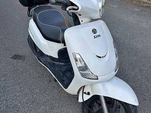 SCOOTER 125 CC SYM FIDDLE 2