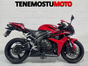 HONDA - CBR 600 RR