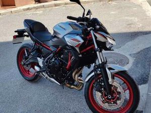 KAWASAKI - Z650