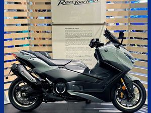YAMAHA TMAX TECH MAX 560 2025 VOLLAUSSTATTUNG