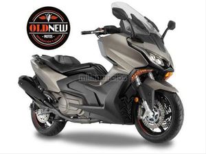KYMCO - AK 550