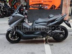 YAMAHA - T-MAX 530