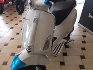 PIAGGIO VESPA 125 PRIMAVERA