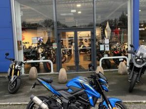 SUZUKI GSX-S750ZAM0 2020 750 CM3 | MOTO ROADSTER | 5 806 KM | BLEU | 44700 ORVAULT