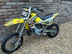 SUZUKI 65 RM OU ÉCHANGE