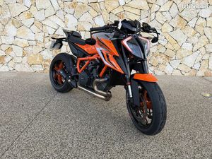 KTM 1290 SUPERDUKE R 2024