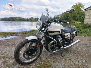 MOTO GUZZI V7 CLASSIC