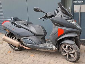 PEUGEOT METROPOLIS 400