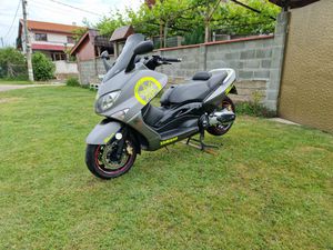 YAMAHA T-MAX →