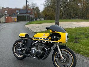 ② YAMAHA XJ750 CAFÉ RACER KEURINGSKLAAR.