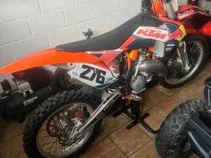 ② KTM SX125
