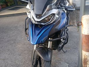 QJ MOTOR SRT 800 KIT BORSE E BAULETTO