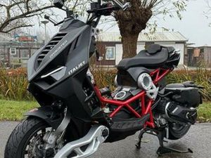 ITALJET DRAGSTER NERO ROSSO 200 2025 — MOTOREN | OVERIGE MERKEN — MARKTPLAATS