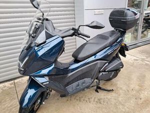 ② KYMCO 125 CC SKYTOWN NEUF GARANTIE 5 ANS