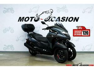 YAMAHA - TRICITY