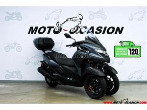 YAMAHA - TRICITY