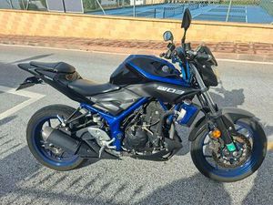 YAMAHA - MT03