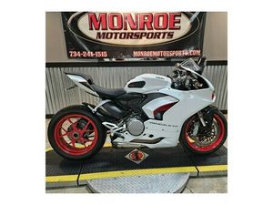 2023 DUCATI PANIGALE V2