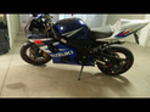 SUZUKI GSXR 600 K4