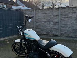 HARLEY DAVIDSON SPORSTER 1200