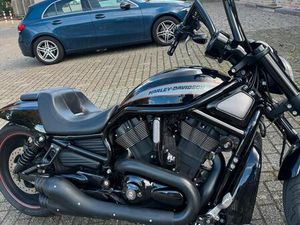 HARLEY DAVIDSON V ROD