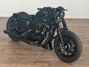 HARLEY DAVIDSON FORTY EIGHT DR.JEKILL&MR.HYDE BOBBER UMBAU