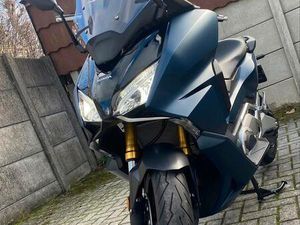 ② HONDA FORZA *750* EN EXCELLENT ÉTAT